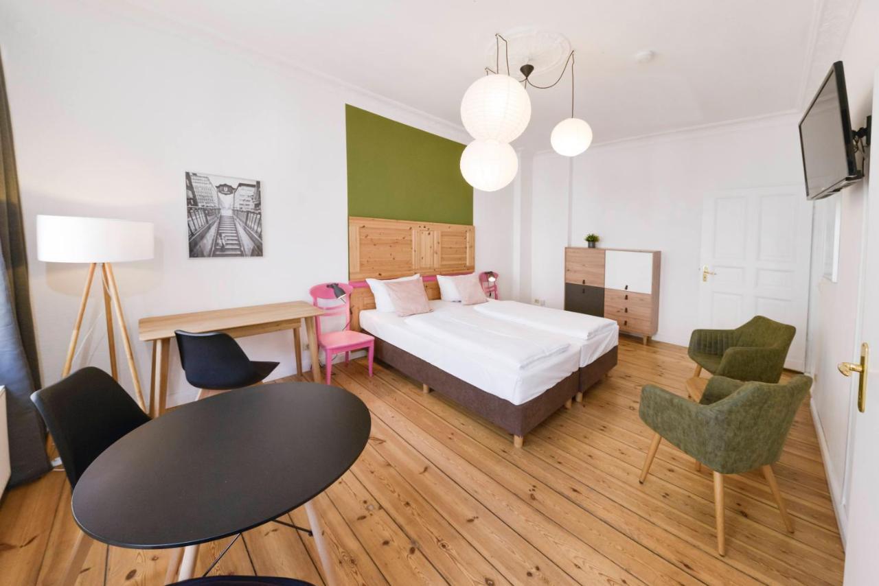 Old Town Apartment *